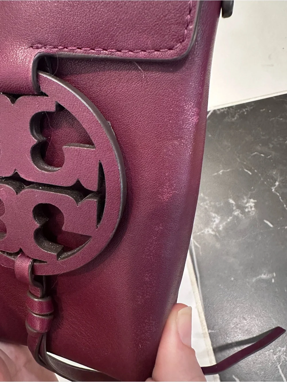 Tory Burch Miller Leather Crossbody Phone Bag - Plum